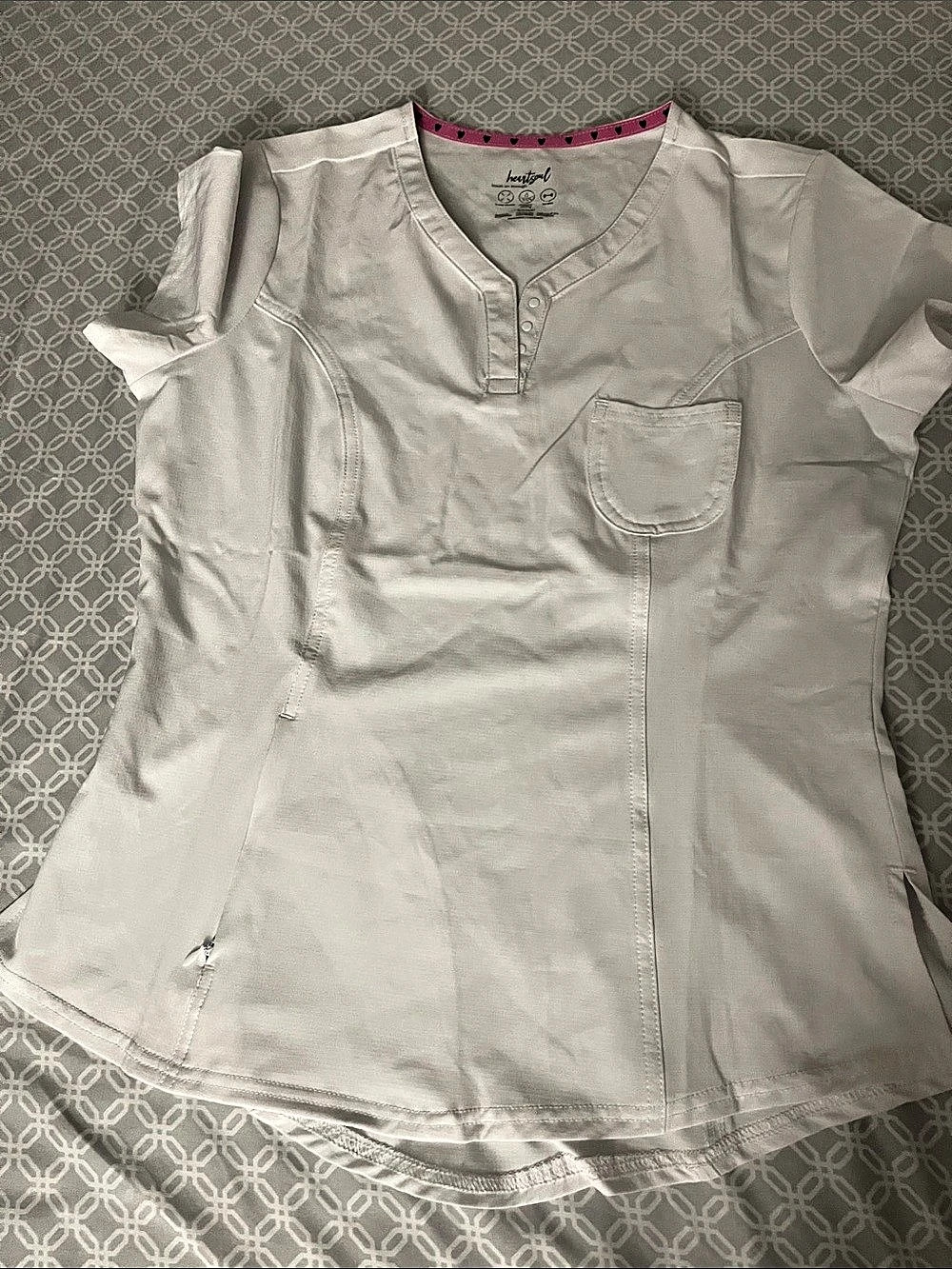 heart soul Short Sleeve Henley Top in White